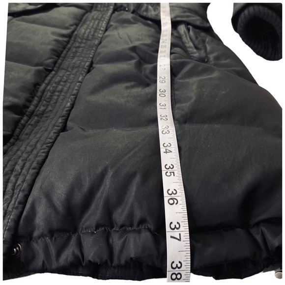 DKNY - Women’s Long Quilted Puffer Coat - Size Medium - Picture 7 of 16